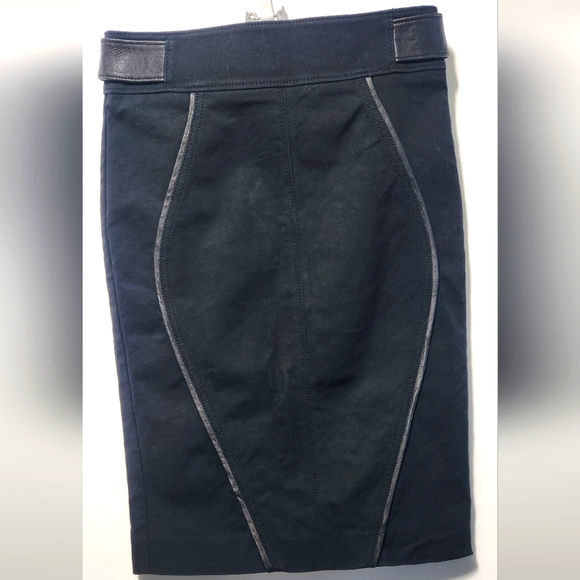 Marciano pencil skirt - Picture 1 of 8